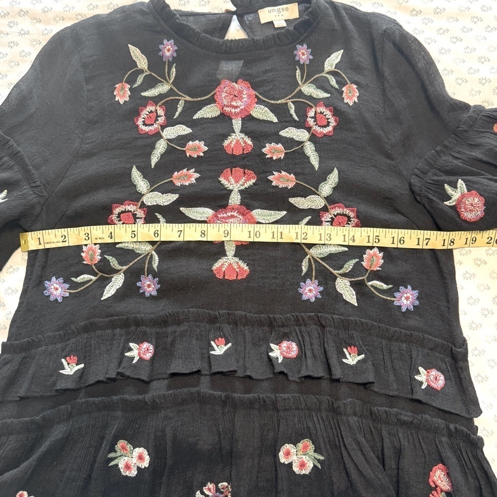 Umgee Black Floral Embroidered Tiered Size Small Gauze Dress - Picture 7 of 8